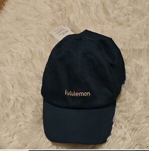 Lululemon  Cap